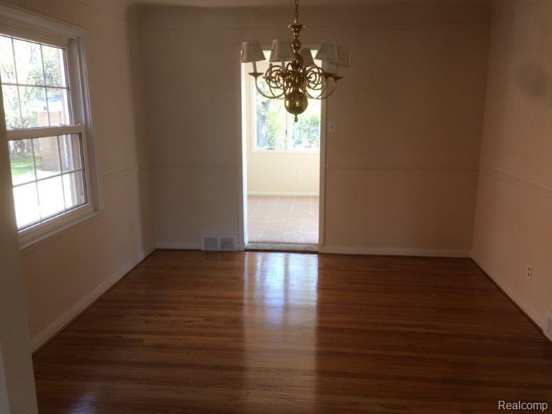 482 Fisher Road Grosse Pointe Farms, MI 48230 - Photo 12 of 15
