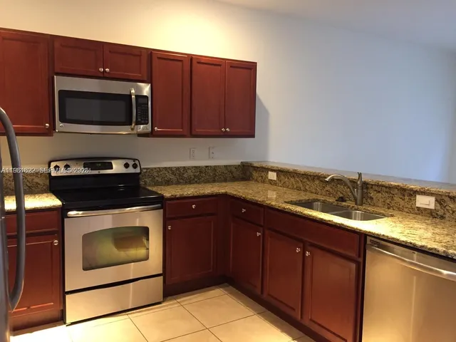 $2,500 | 9041 Southwest 227th Street, Unit 5, Cutler Bay, FL 33190