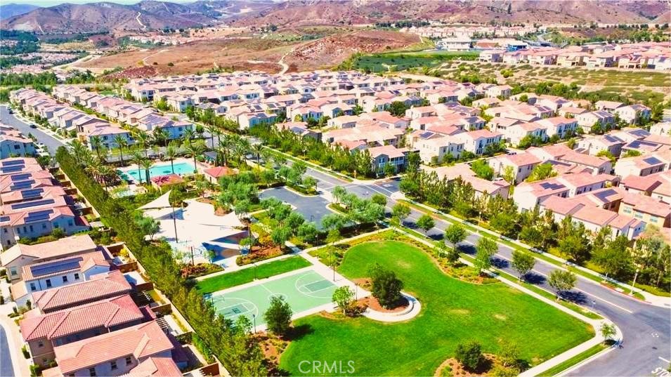 140 Hemisphere Irvine, CA 92618 - Photo 43 of 46 an aerial view of residential houses with outdoor space