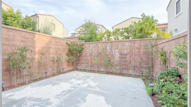 $5,500 | 140 Hemisphere, Irvine, CA 92618