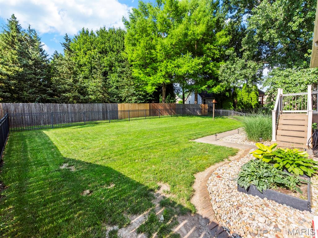 210 Fairwood Hills Road O'Fallon, IL 62269 - Photo 51 of 55