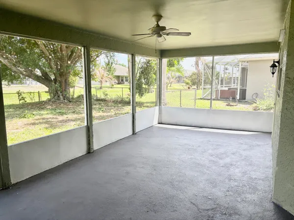 $2,500 | 192 Southwest N Wakefield Circle, Port St. Lucie, FL 34953