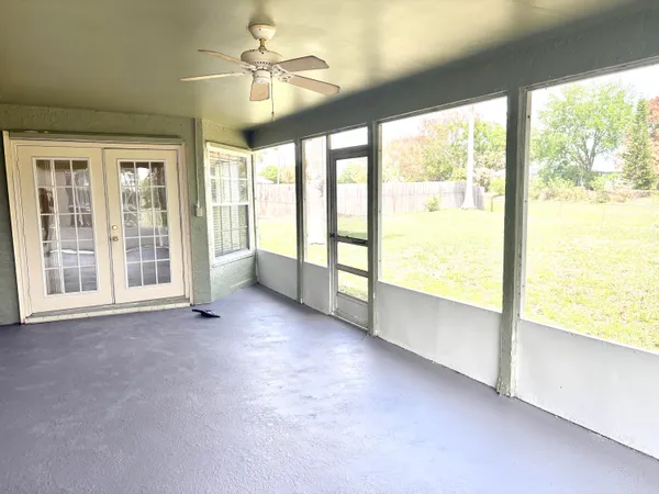 $2,500 | 192 Southwest N Wakefield Circle, Port St. Lucie, FL 34953