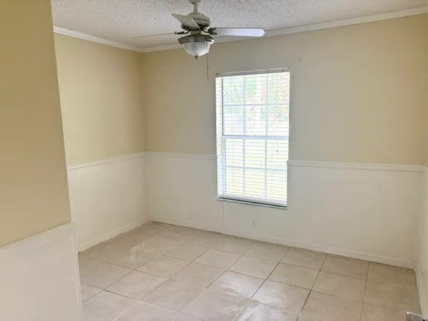 $2,500 | 192 Southwest N Wakefield Circle, Port St. Lucie, FL 34953