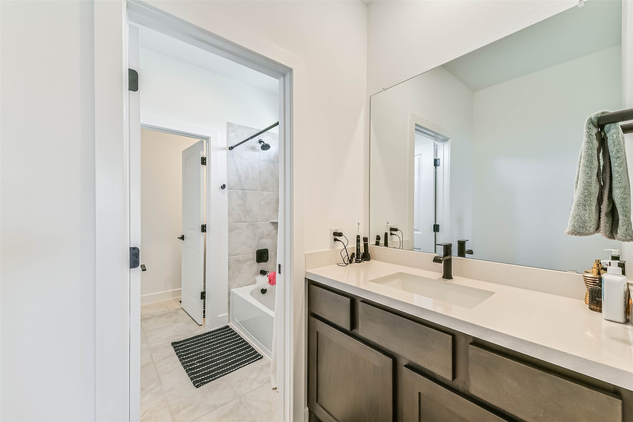1612 Dayton Rdg Circle Friendswood, TX 77546 - Photo 35 of 50