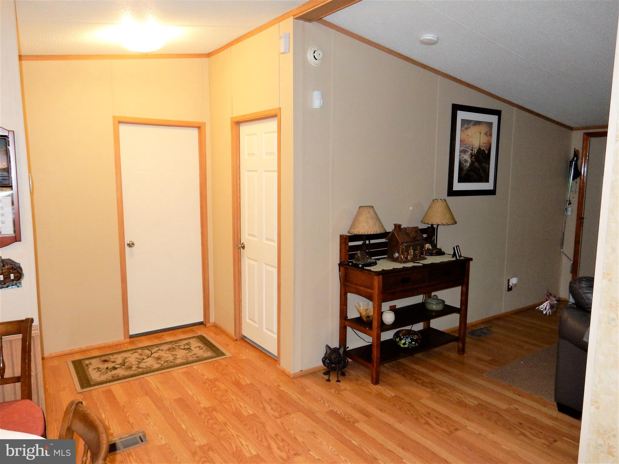 488 North Patuxent Road Odenton, MD 21113 - Photo 11 of 30 Cathedral Ceilings