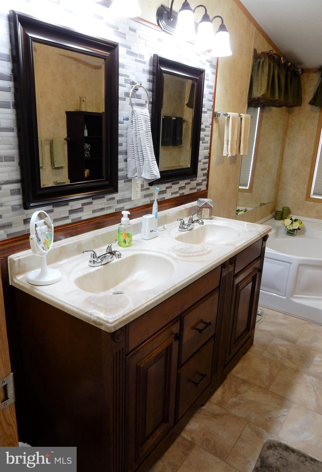 488 North Patuxent Road Odenton, MD 21113 - Photo 18 of 30 Dual Sink Vanity