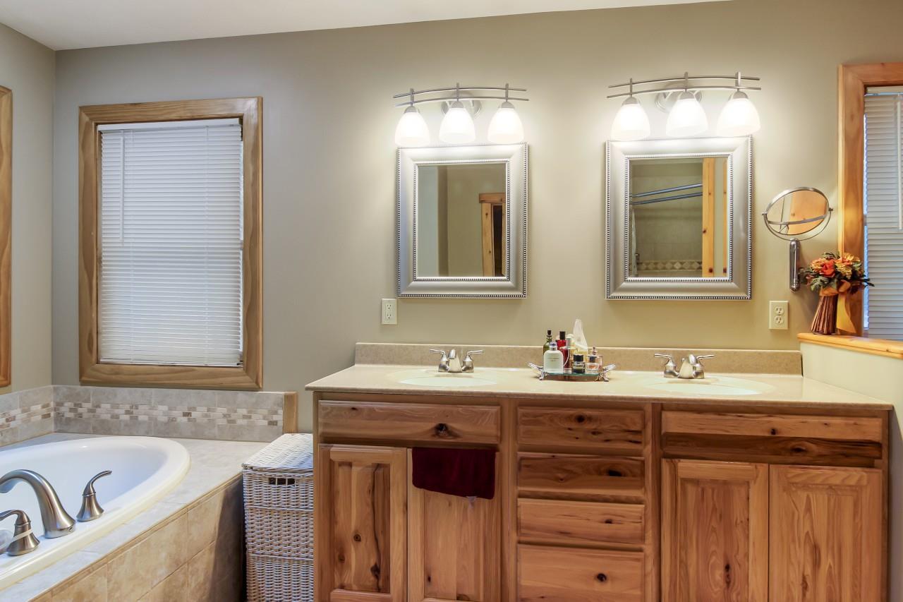 1679 Round Lake Road Interlochen, MI 49643 - Photo 37 of 37 1860584-37.JPG