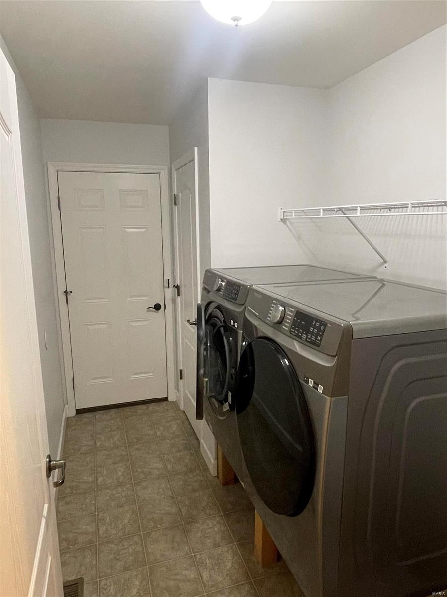 1003 Creekside Drive Waterloo, IL 62298 - Photo 20 of 23