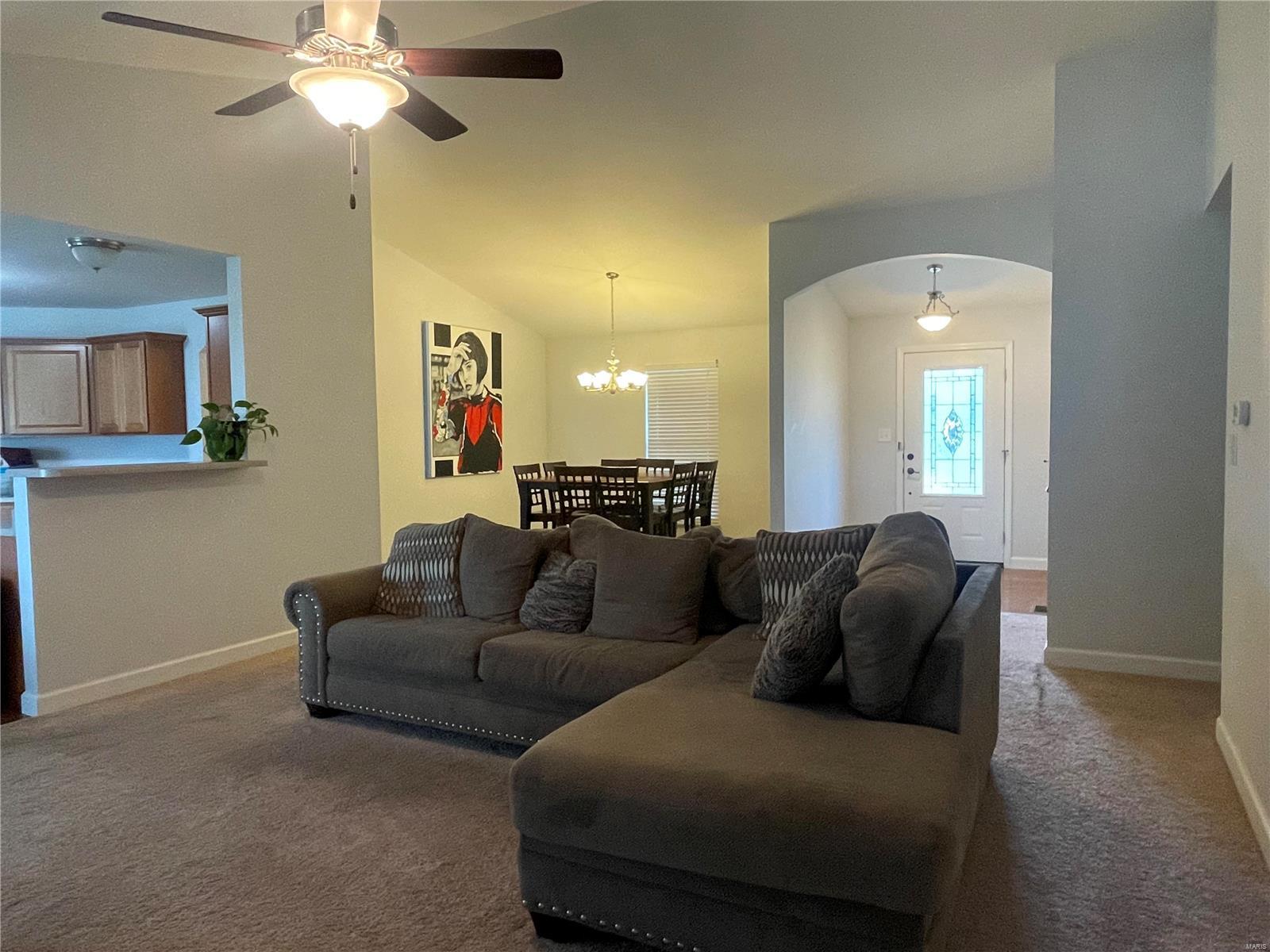 1003 Creekside Drive Waterloo, IL 62298 - Photo 5 of 23