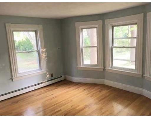 43 Bannister Road Andover, MA 01810 - Photo 4 of 10 Gallery Image 4