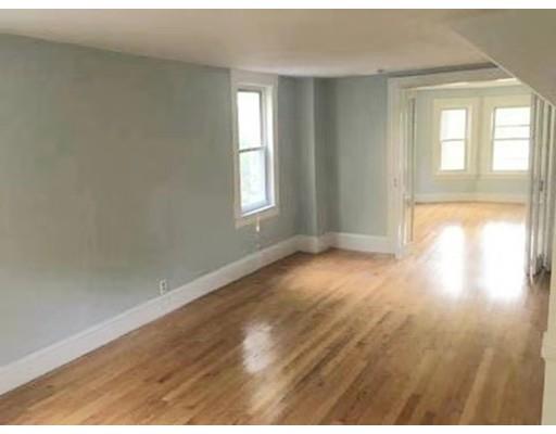 43 Bannister Road Andover, MA 01810 - Photo 5 of 10 Gallery Image 5