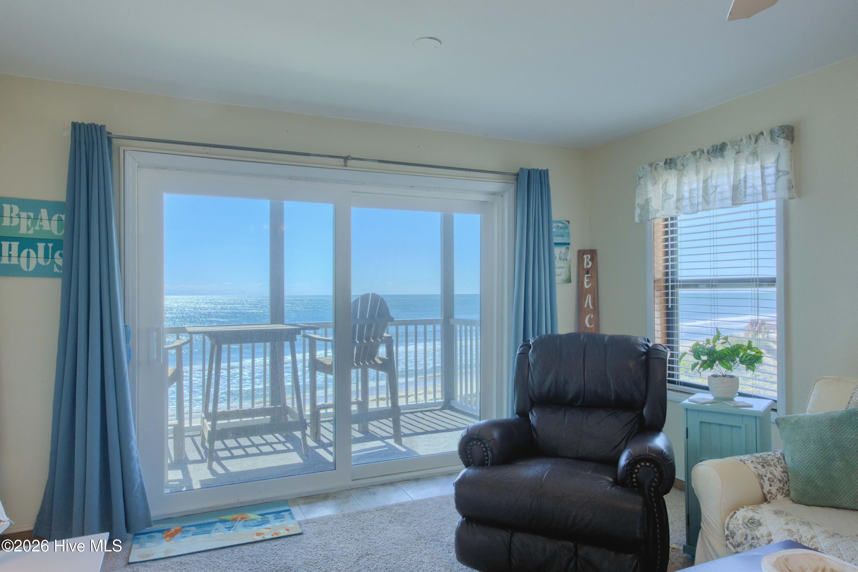 1896 New River Inlet Road, Unit 1209 North Topsail Beach, NC 28460 - Photo 16 of 38 Living Room View