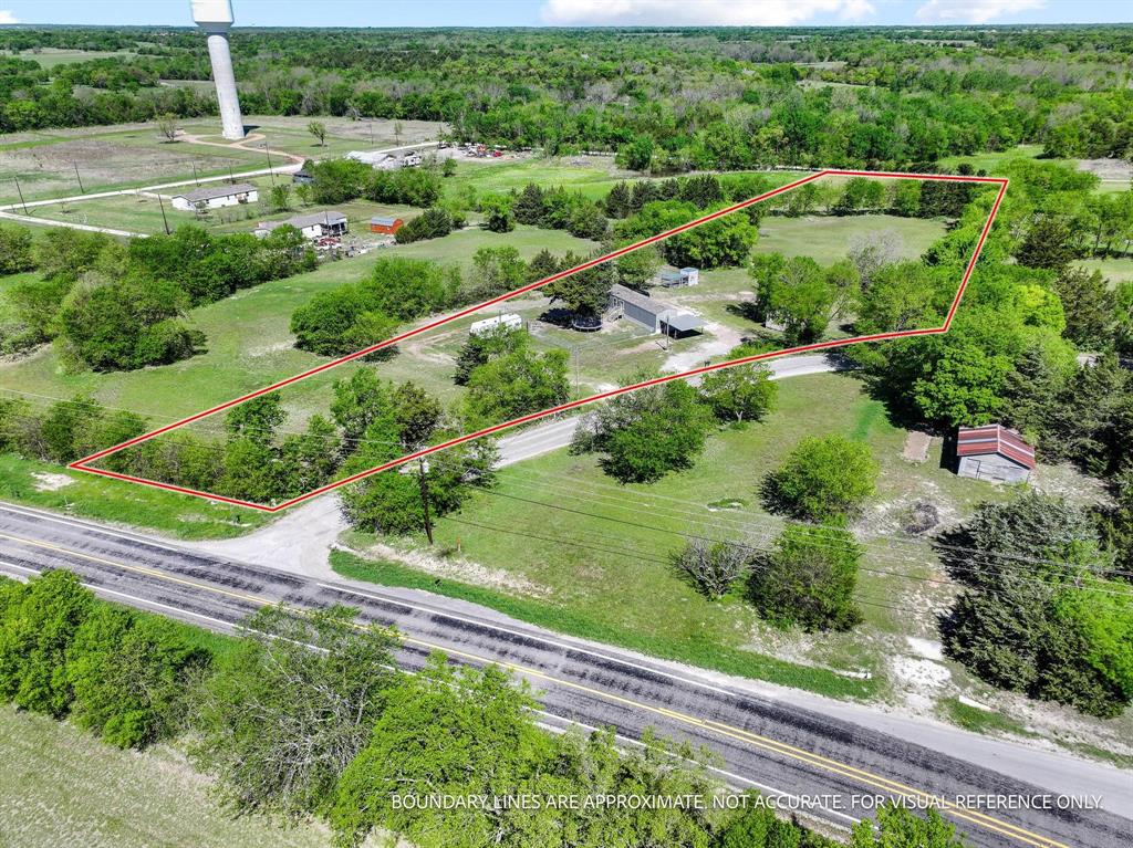 39 Wild Road Van Alstyne, TX 75495 - Photo 2 of 21
