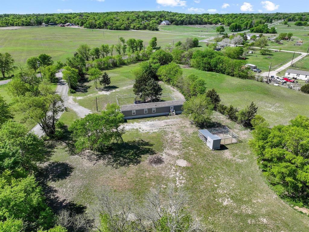 39 Wild Road Van Alstyne, TX 75495 - Photo 4 of 21