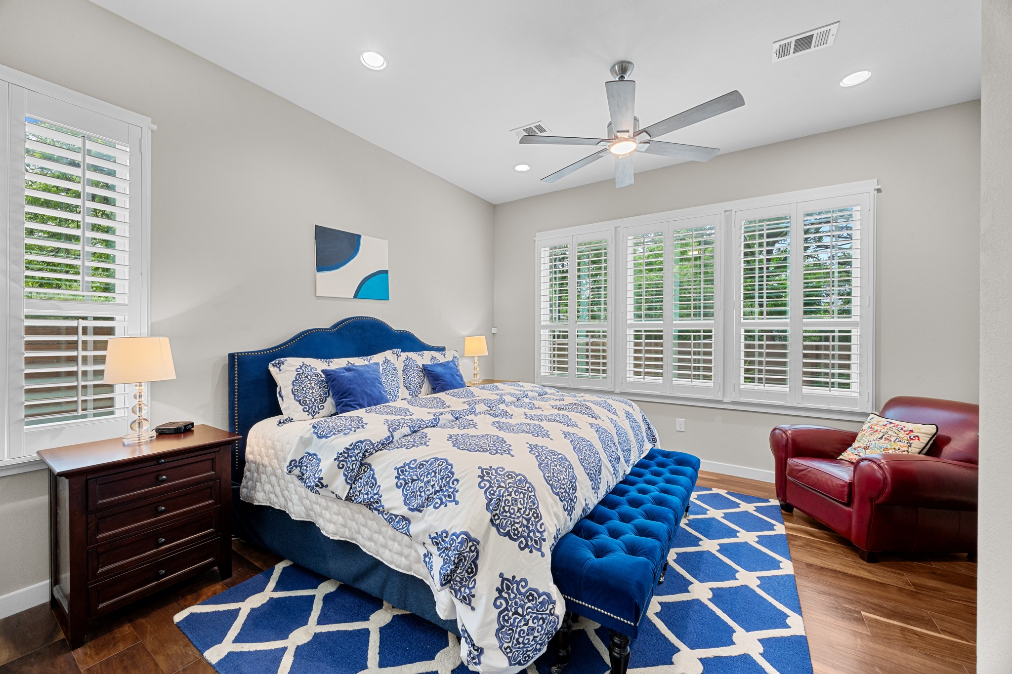 3907 Becker Avenue Austin, TX 78751 - Photo 16 of 33 Primary suite located on the first floor is a true retreat.