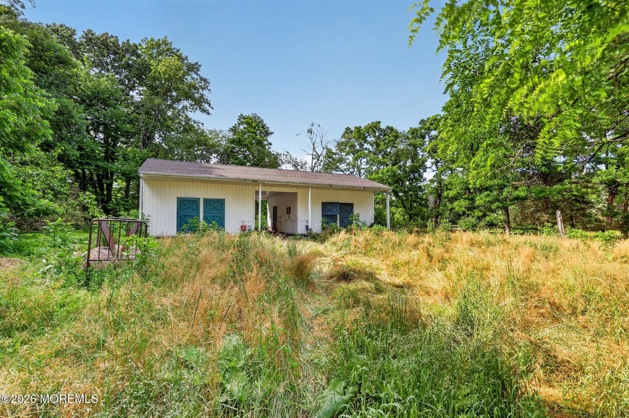 189 Province Line Road Allentown, NJ 08501 - Photo 39 of 40 37_189_Province_Line_Rd-Others-9905