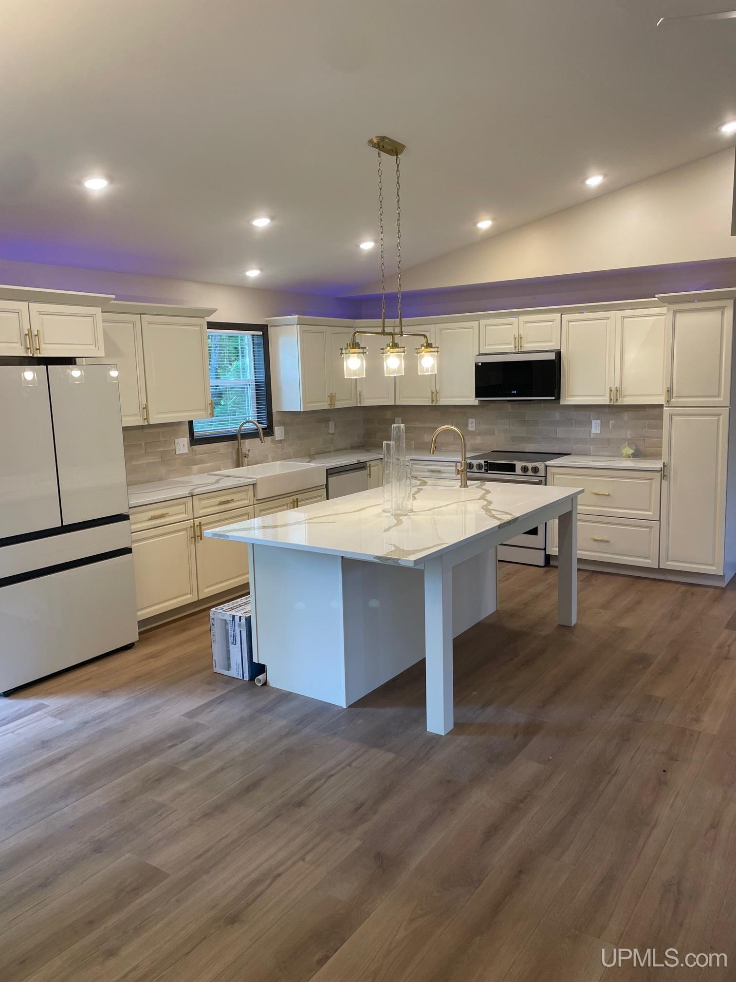 155 Brookton Road Marquette, MI 49855 - Photo 8 of 19