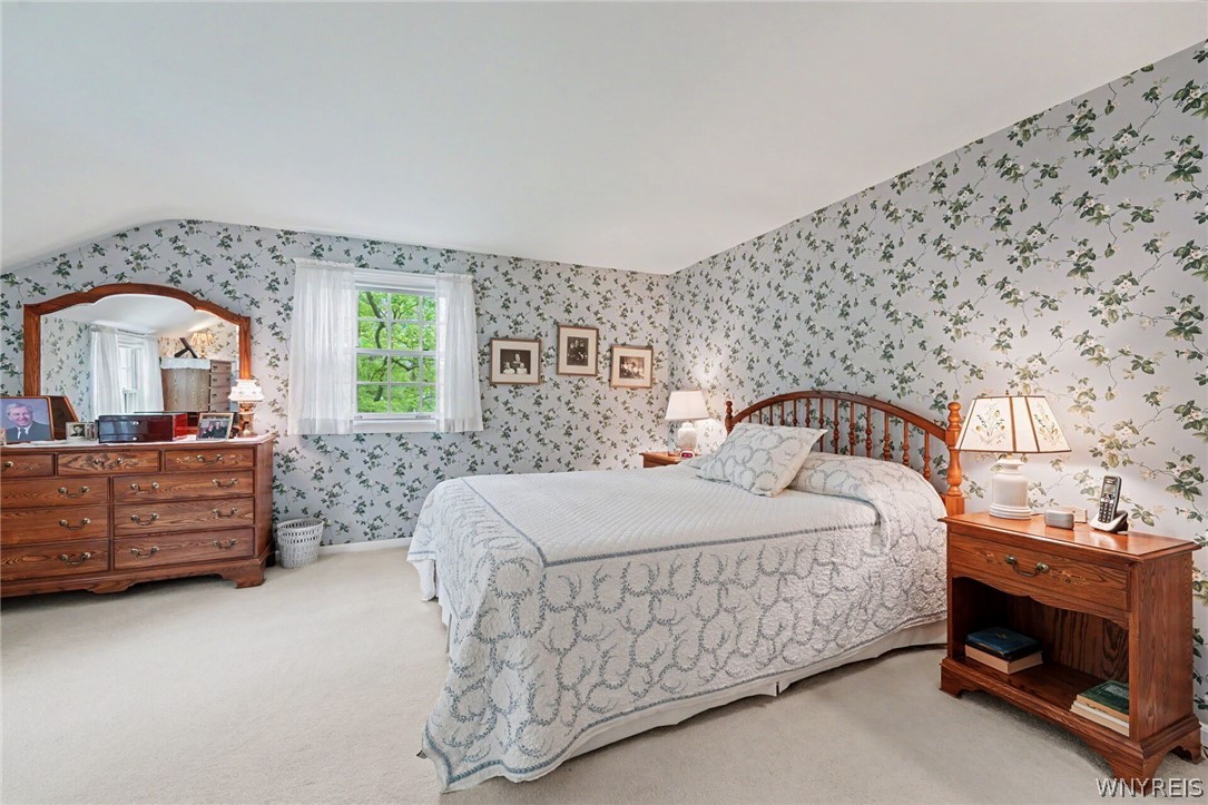 4233 Freeman Road Orchard Park, NY 14127 - Photo 28 of 50 Primary bedroom
