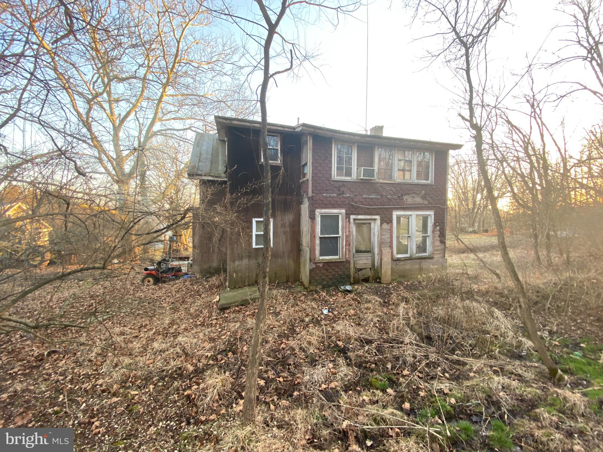 411 Rugby Road Birdsboro, PA 19508 - Photo 8 of 22 Gallery Image 8