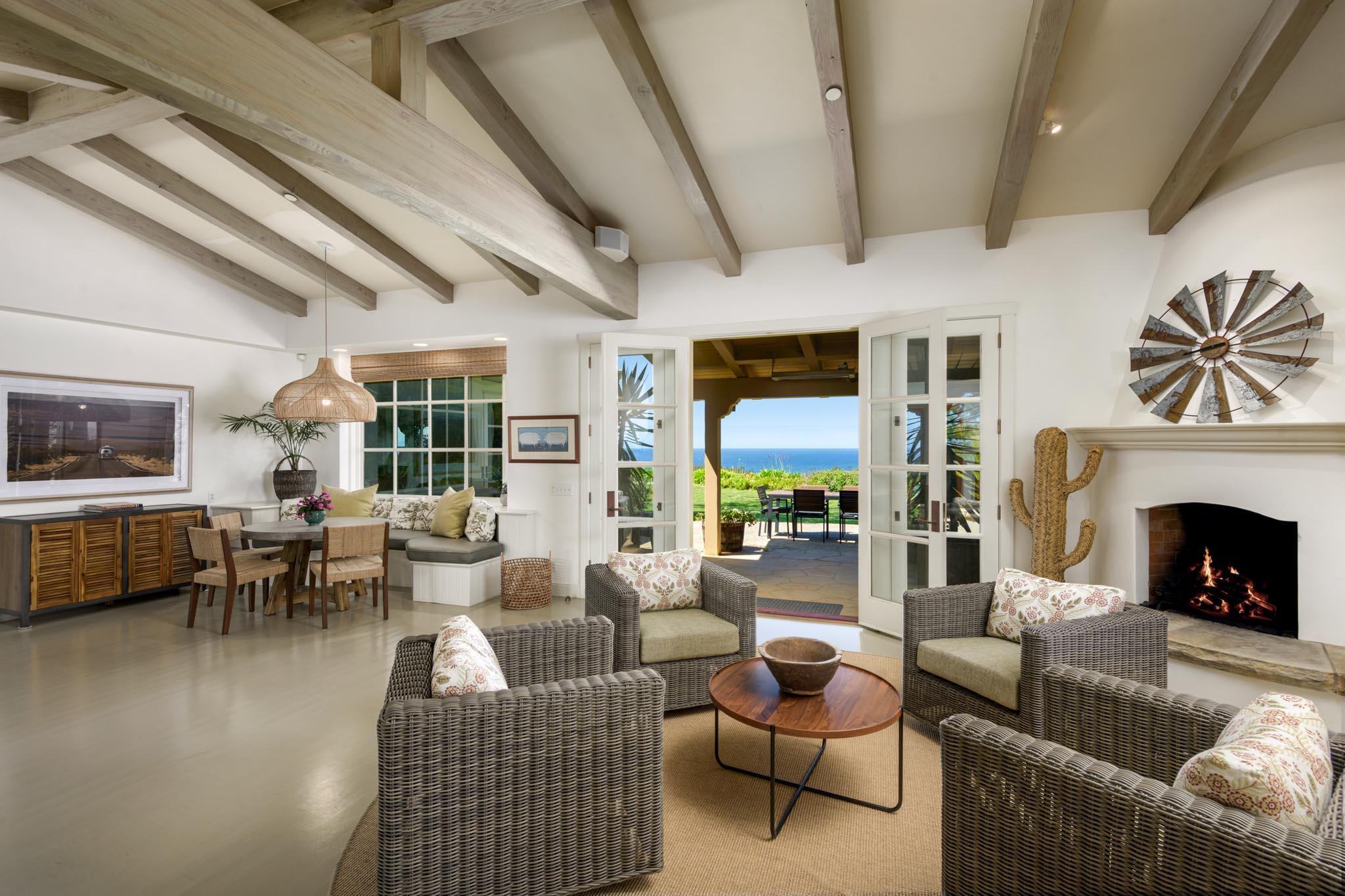 320 Ortega Ridge Road Summerland, CA 93067 - Photo 5 of 17 Living