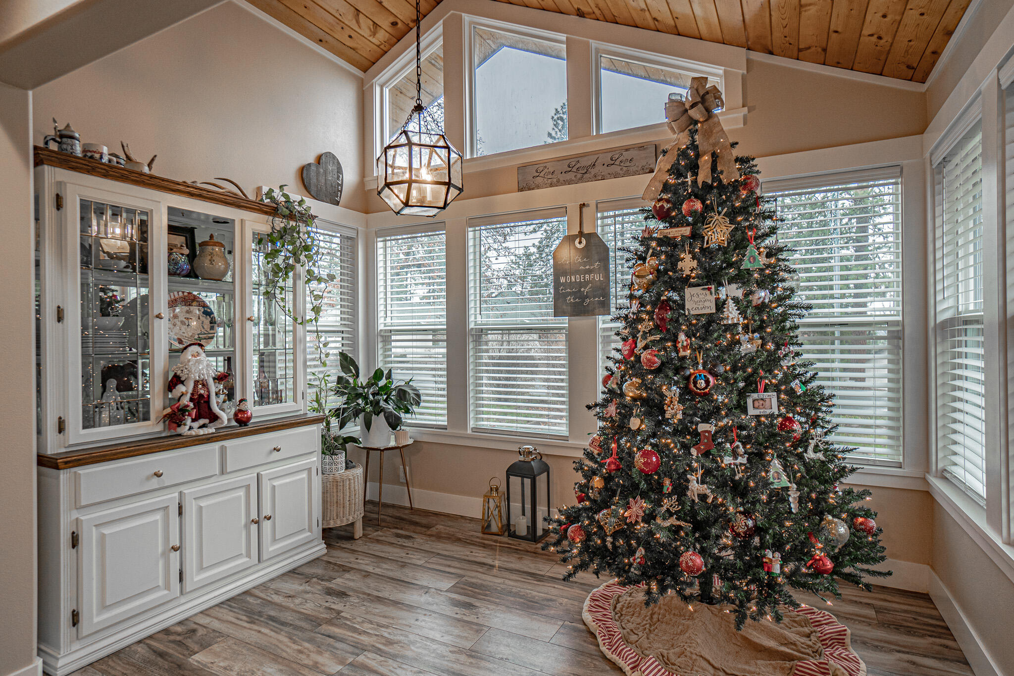 1027 Chevney Drive Shady Cove, OR 97539 - Photo 12 of 29 DSC02478-HDR