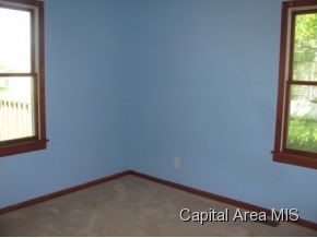 215 North Fieldcrest Road Decatur, IL 62522 - Photo 7 of 13