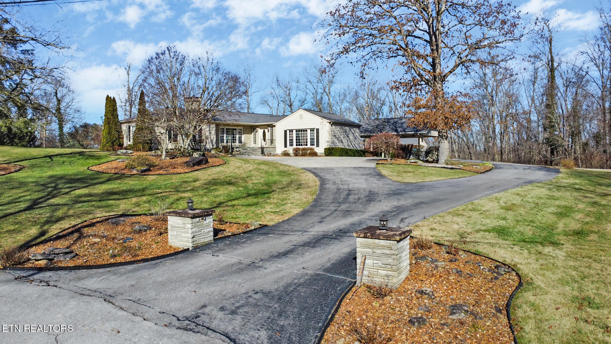 233 Morgan Road Crossville, TN 38555 - Photo 1 of 57 Gallery Image 1