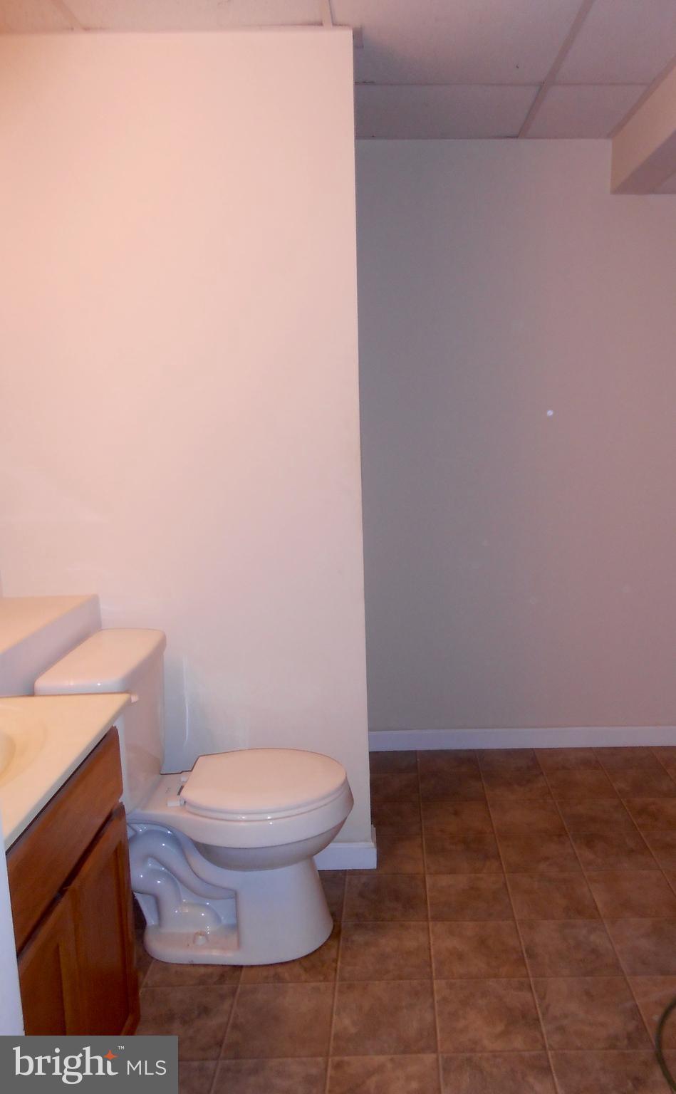 492 Joans Quadrangle Road Front Royal, VA 22630 - Photo 18 of 27 Bath