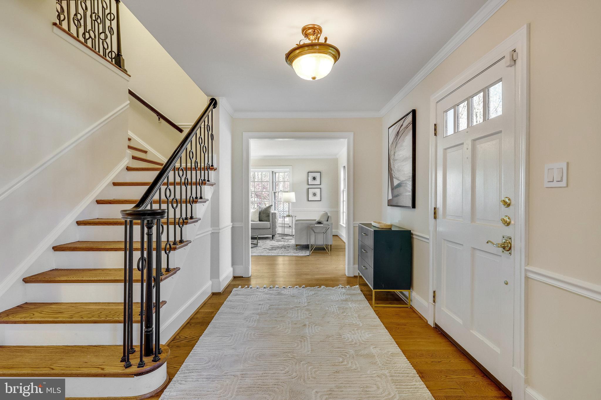 7259 Spring Side Way McLean, VA 22101 - Photo 5 of 37 Entrance to Living Room