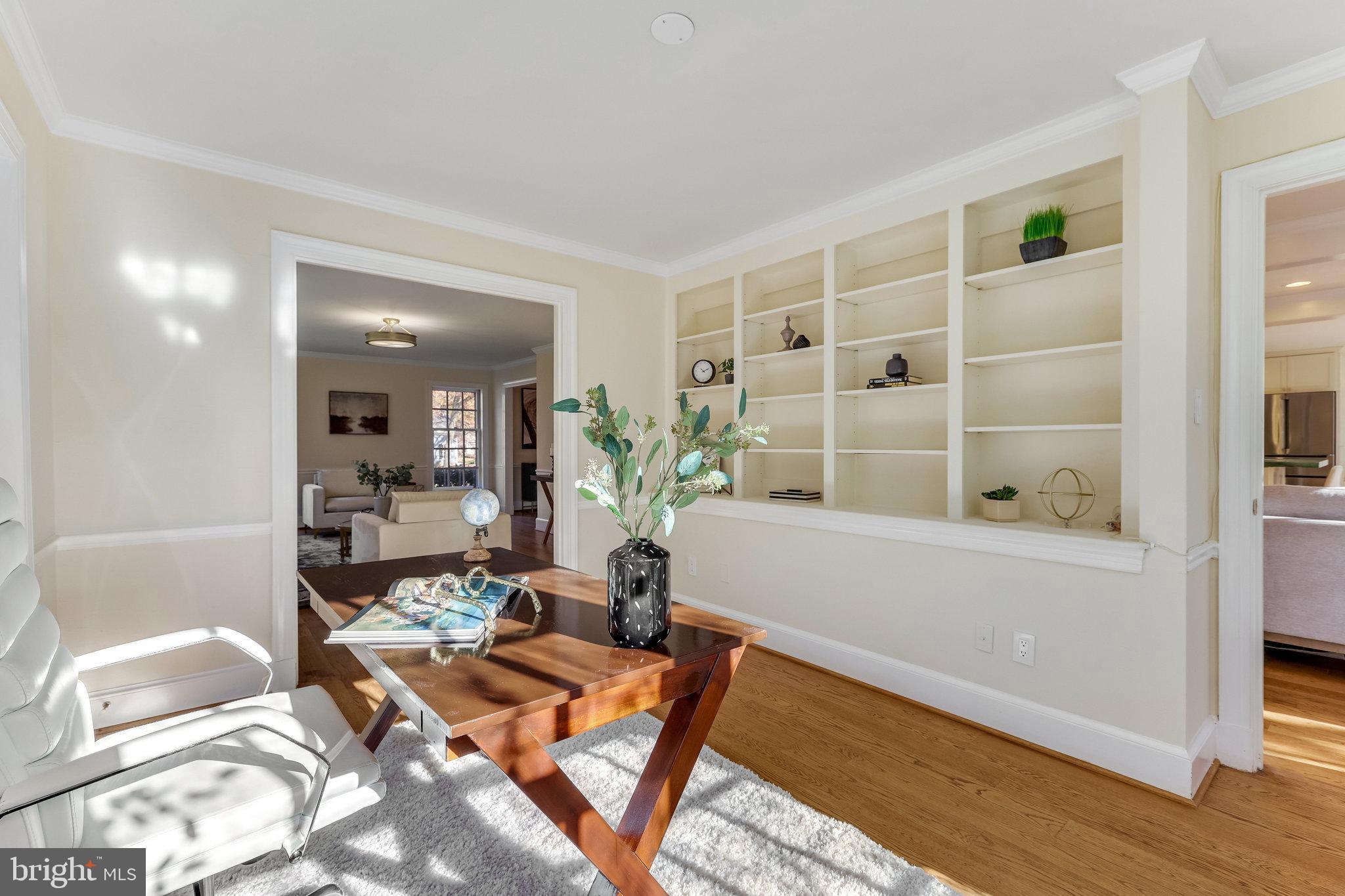 7259 Spring Side Way McLean, VA 22101 - Photo 9 of 37 Custom Built-Ins