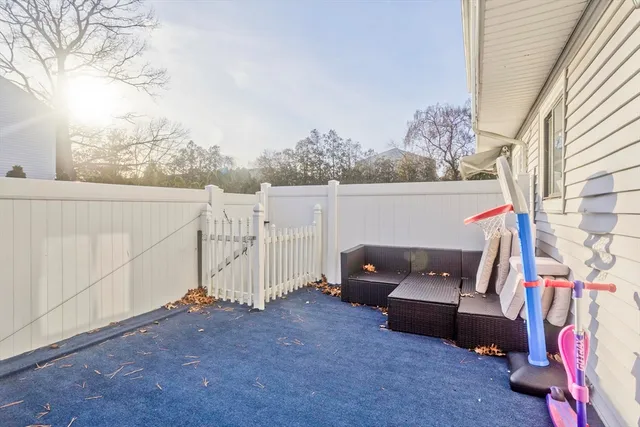 $259,413 | 66 Sheri Lane, Unit 66, Agawam, MA 01001