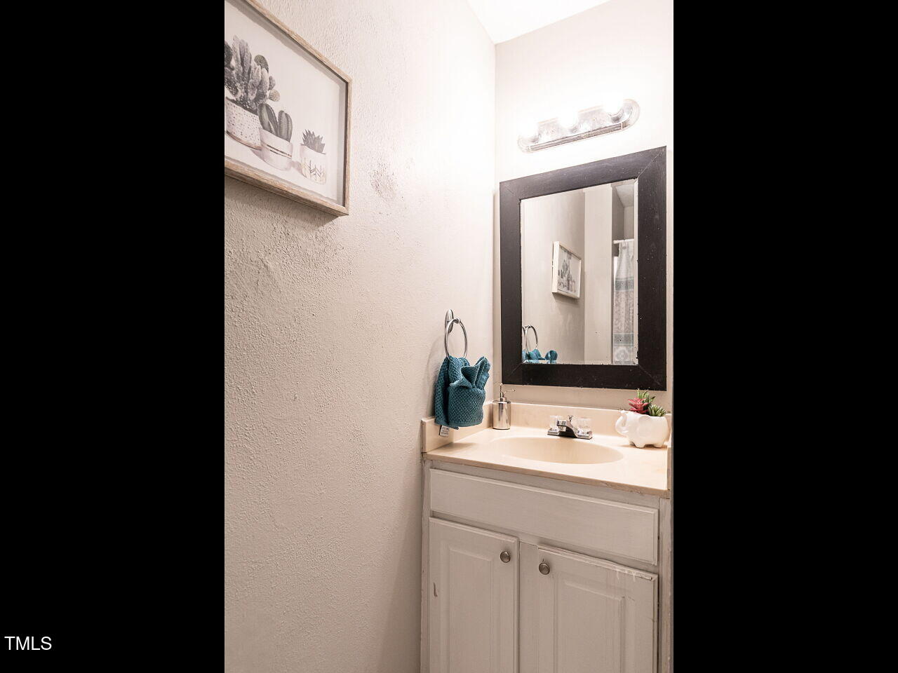6902 Falls Of Neuse Road Raleigh, NC 27615 - Photo 20 of 28 024-1280x960-photo