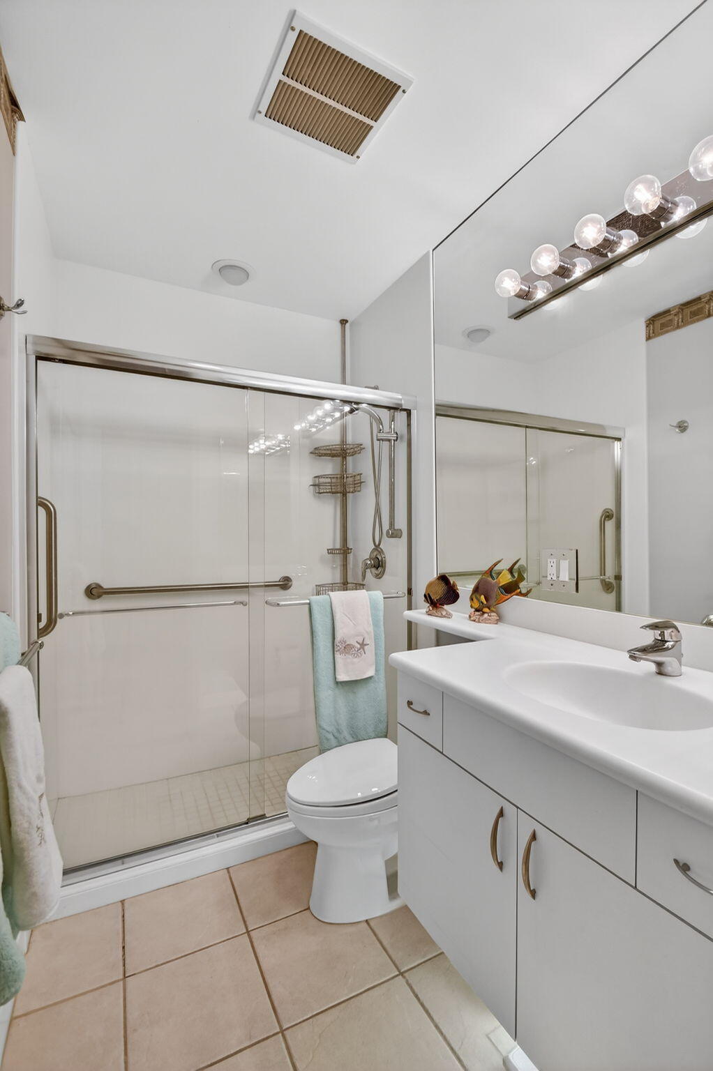 5505 North Ocean Boulevard, Unit 13204 Ocean Ridge, FL 33435 - Photo 17 of 38 21-web-or-mls-DSC_4481