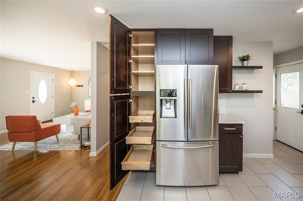 8831 Pine Avenue St. Louis, MO 63144 - Photo 17 of 50