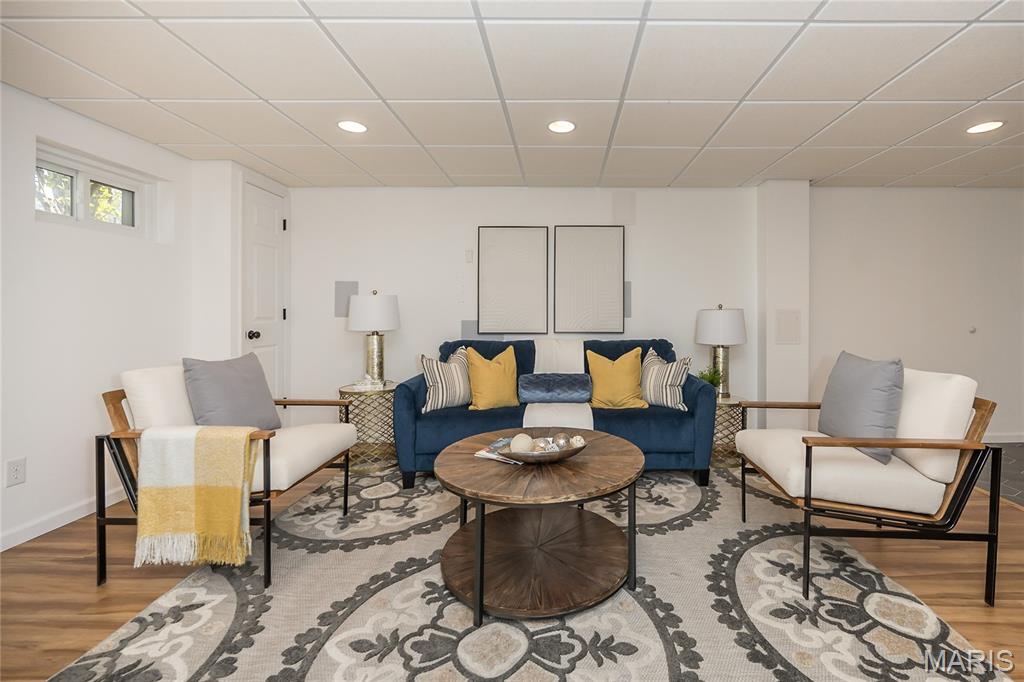 8831 Pine Avenue St. Louis, MO 63144 - Photo 29 of 50