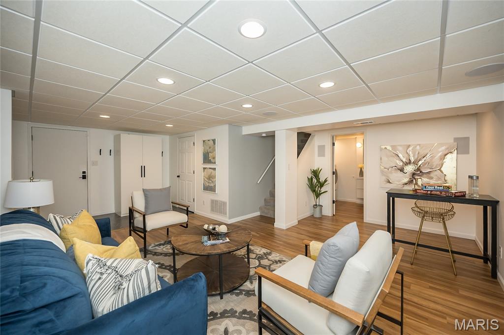 8831 Pine Avenue St. Louis, MO 63144 - Photo 30 of 50