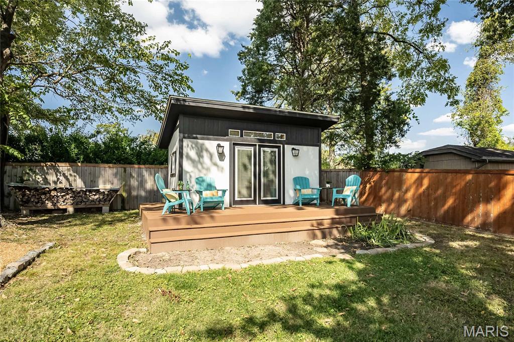 8831 Pine Avenue St. Louis, MO 63144 - Photo 38 of 50