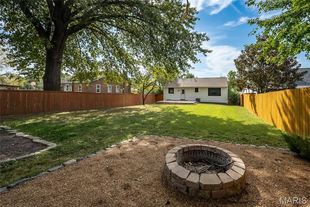 8831 Pine Avenue St. Louis, MO 63144 - Photo 44 of 50