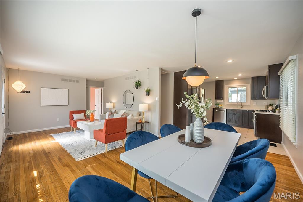 8831 Pine Avenue St. Louis, MO 63144 - Photo 8 of 50