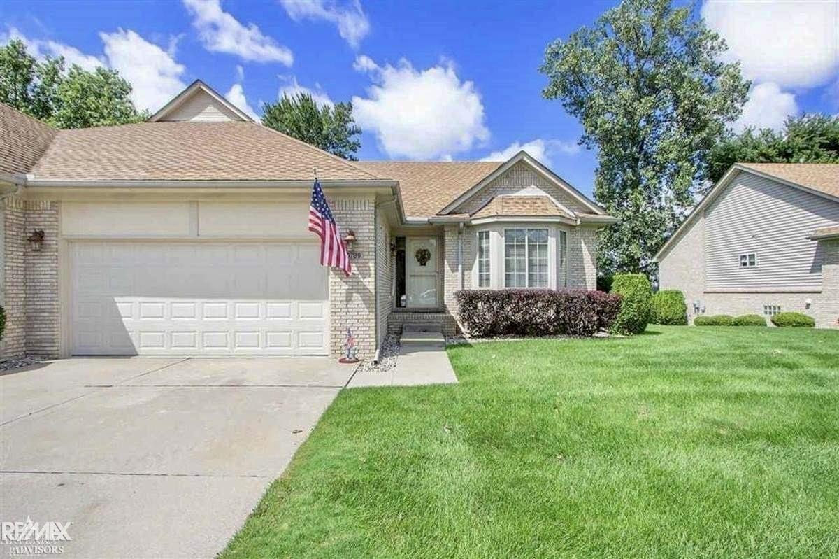 50789 Raintree Circle New Baltimore, MI 48047 - Photo 1 of 33 Gallery Image 1