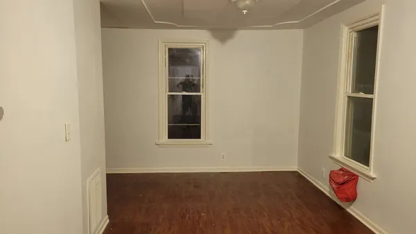 $1,150 | 169 East 23rd Street, Unit 2F, Chicago Heights, IL 60411