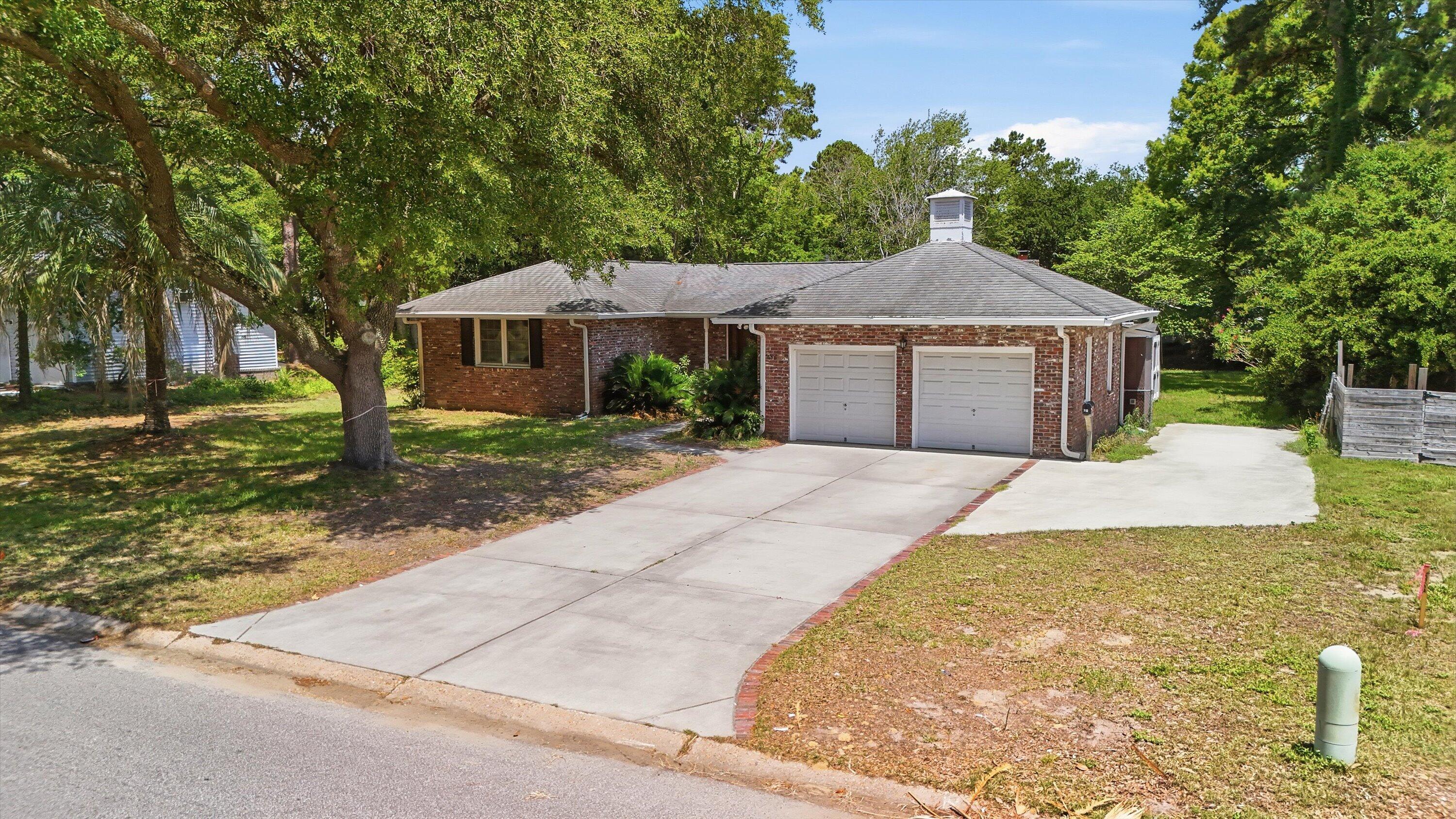 686 Pelzer Drive Mount Pleasant, SC 29464 - Photo 1 of 16 1