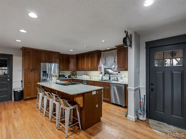 $649,900 | 4530 Highway 110, De Soto, MO 63020