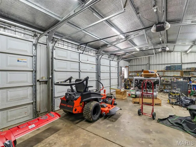 $649,900 | 4530 Highway 110, De Soto, MO 63020