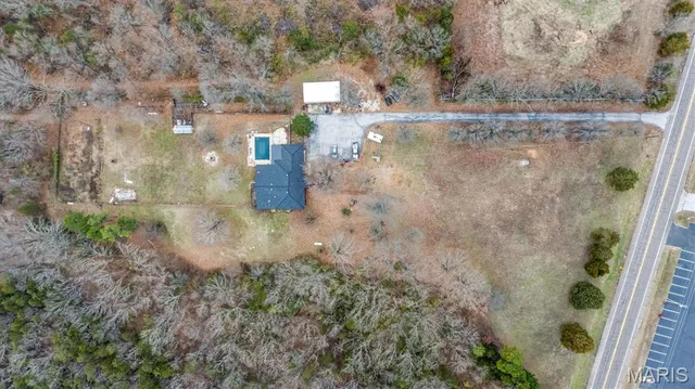 $649,900 | 4530 Highway 110, De Soto, MO 63020