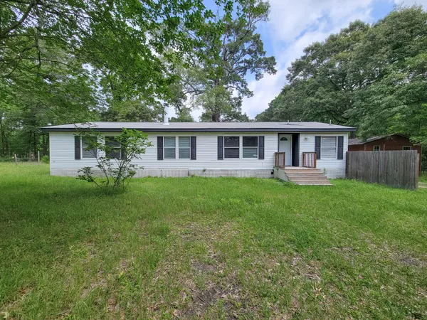 $950 | 20272 Forest Woods Lane, Unit B, Montgomery, TX 77356