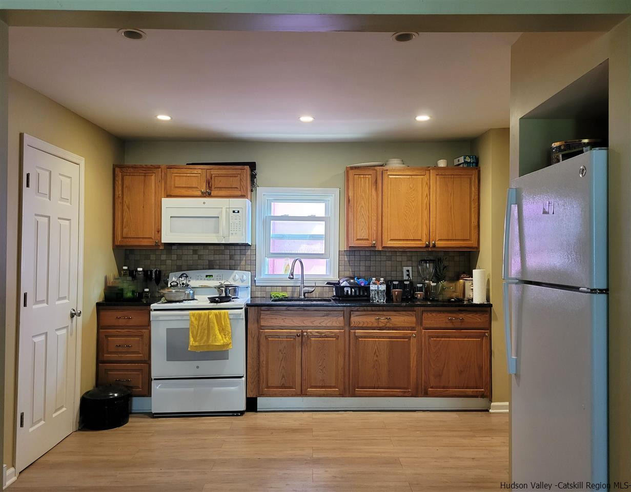 4232 Rte 9W Saugerties, NY 12490 - Photo 25 of 35 Photo 25
