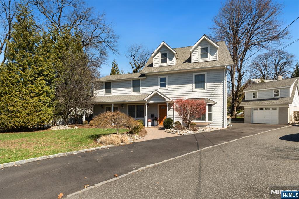 8 Dean Court Rutherford, NJ 07070 - Photo 1 of 31