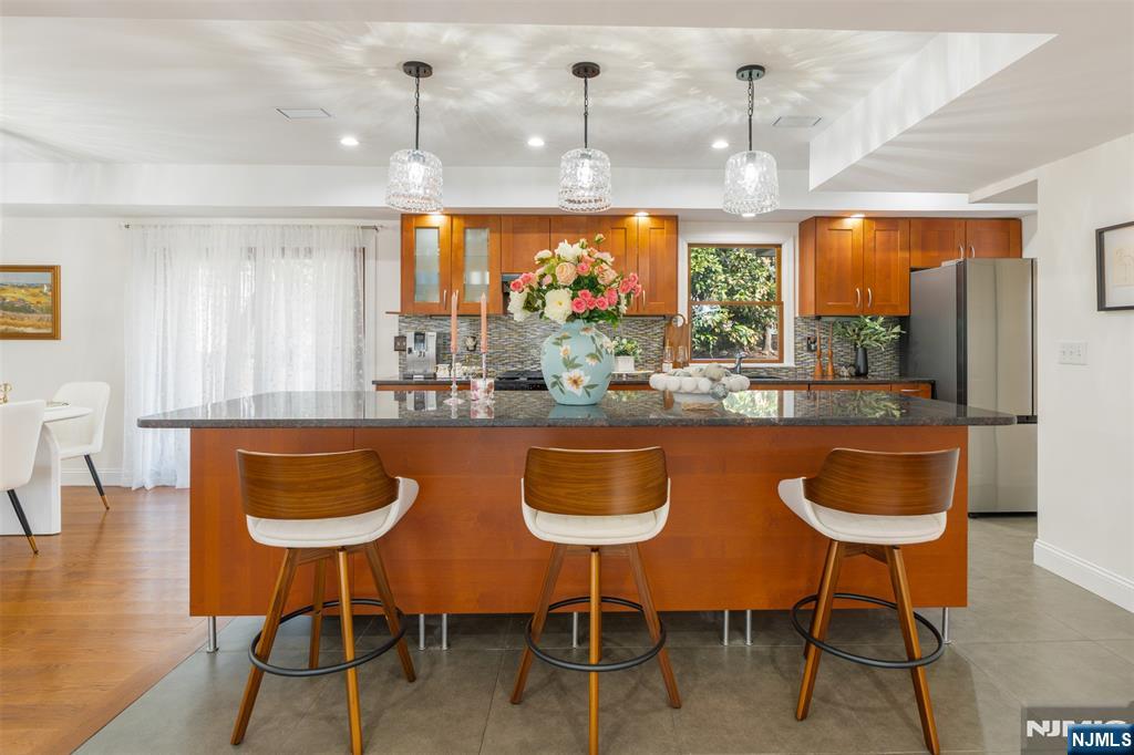 8 Dean Court Rutherford, NJ 07070 - Photo 11 of 31